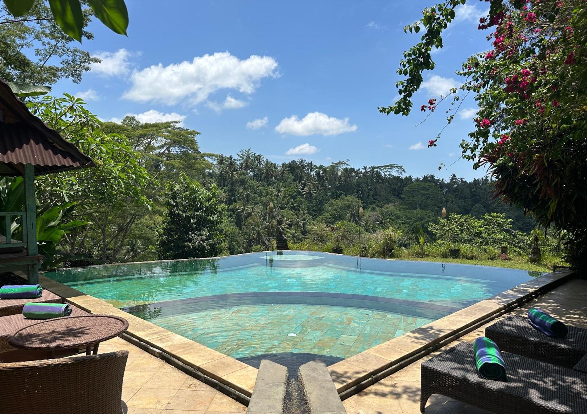Tirta Asri Ubud Villa Exterior foto